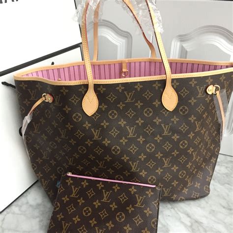 louis vuitton classic tote bag.